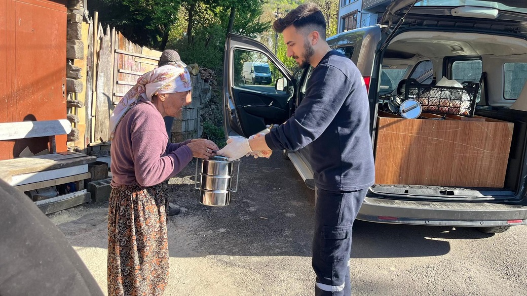 Bartın Belediyesi’nden İhtiyaç Sahiplerine Sürekli Destek