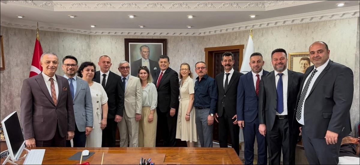 “45 Gün İçinde Kurultay Yapılmalıdır”