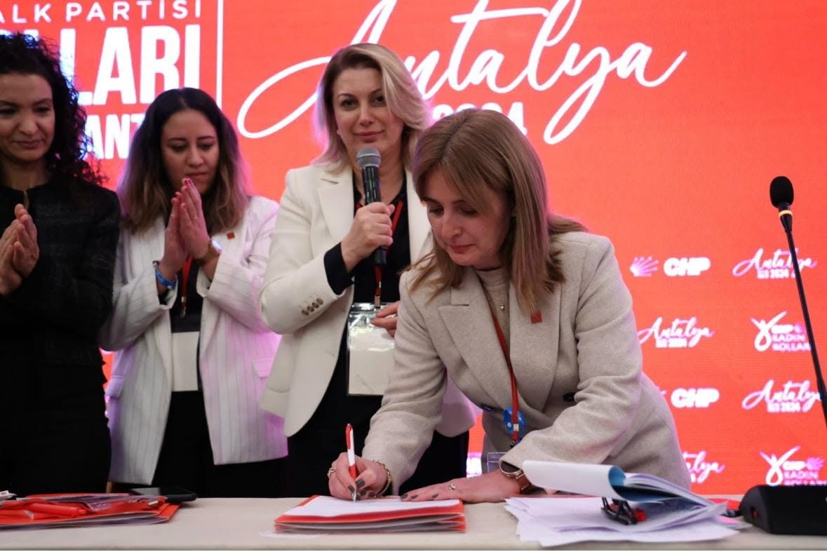 76 Kadın Kolları Başkanından Kurultay Çağrısı